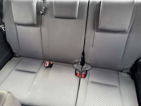 Used 2017 Toyota Highlander LE image 13