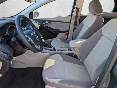 Used 2014 Ford Focus SE image 14
