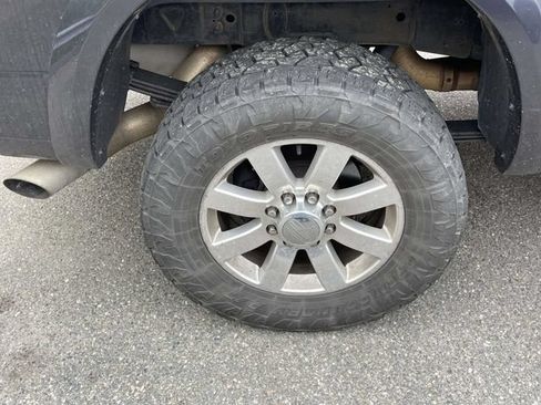 Used 2014 RAM 3500 Laramie Longhorn AWD/4WD image 9