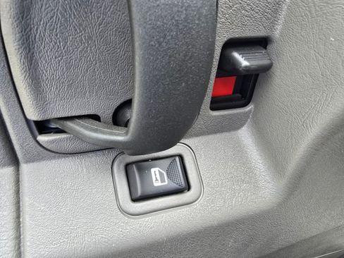 New 2025 GMC Savana 2500 LT w/ LT Preferred Equipment Group image 15