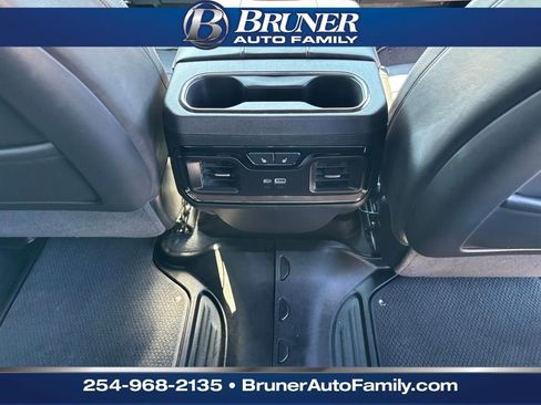 Used 2024 GMC Sierra 2500 AT4X image 19