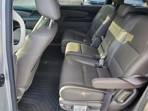 Used 2015 Honda Odyssey EX-L image 13