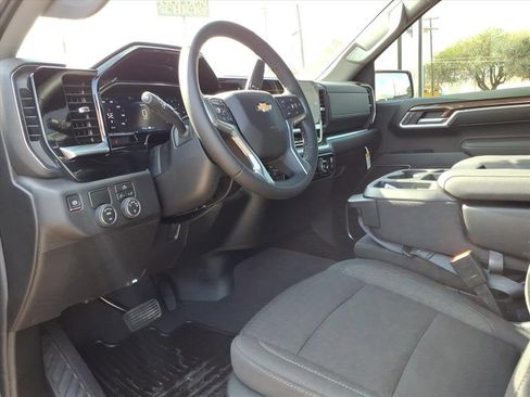 New 2026 Chevrolet Silverado 1500 LT image 17