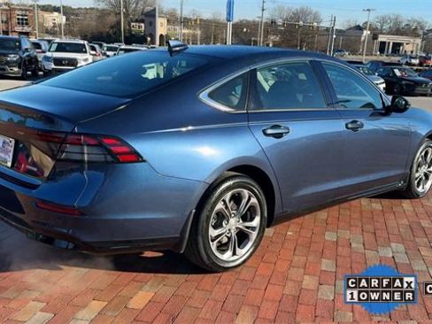 Used 2024 Honda Accord EX-L image 2