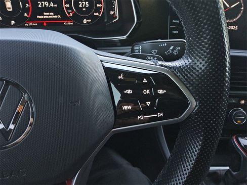 Used 2022 Volkswagen Jetta GLI Autobahn w/ GLI Black Package image 25