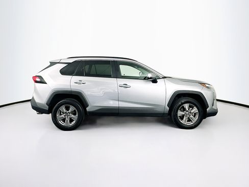 Used 2025 Toyota RAV4 XLE FWD image 10