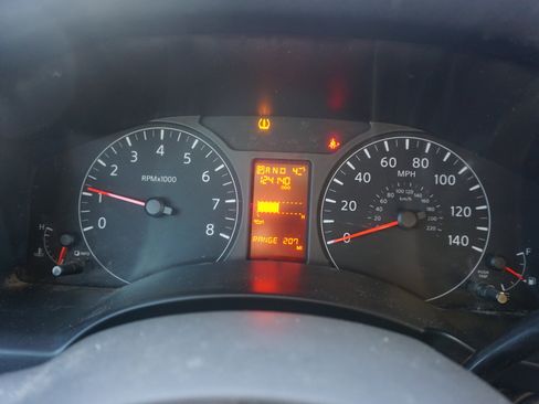 Used 2018 Nissan NV 2500 SV w/ Navigation Package image 7