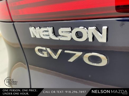 Used 2025 Genesis GV70 3.5T Sport w/ Sport Advanced Package image 15