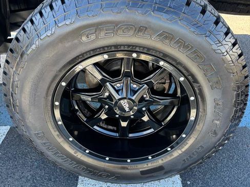Used 2019 RAM 2500 Big Horn w/ Black Appearance Package AWD/4WD image 37