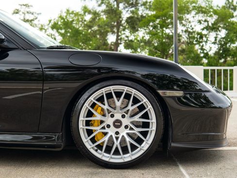 Used 2005 Porsche 911 Turbo AWD/4WD image 33