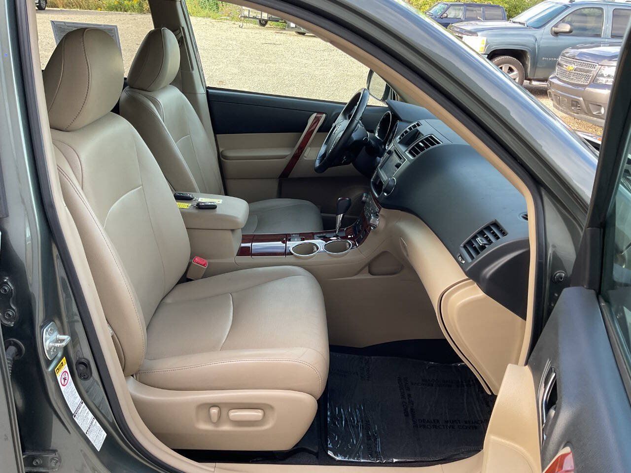 Used 2013 Toyota Highlander Limited AWD/4WD image 45