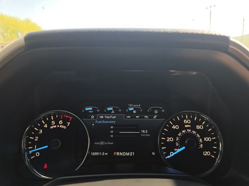 Used 2015 Ford F150 Lariat w/ Equipment Group 502A Luxury AWD/4WD image 24