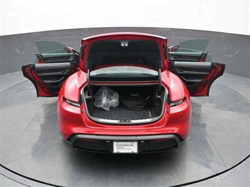 Certified 2022 Porsche Taycan 4S image 28
