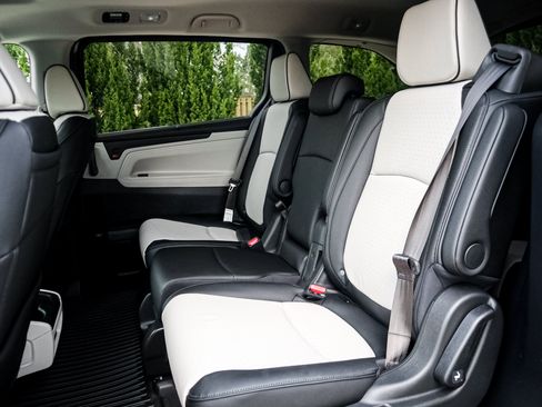 New 2026 Honda Odyssey Elite image 30