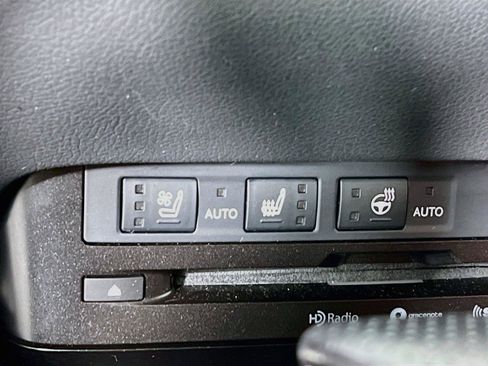 Used 2020 Lexus ES 350 F Sport w/ Accessory Package FWD image 22