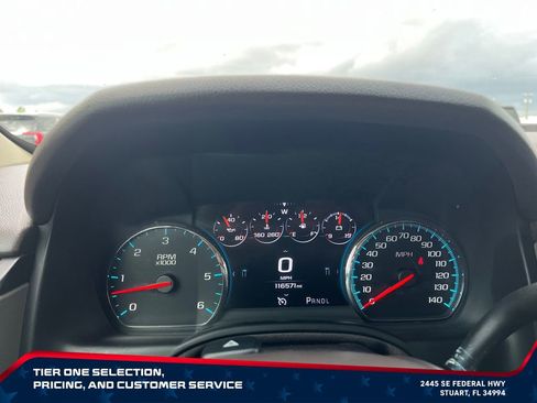Used 2018 GMC Yukon Denali w/ Open Road Package RWD image 29