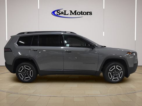 New 2026 Jeep Cherokee Limited AWD/4WD image 4