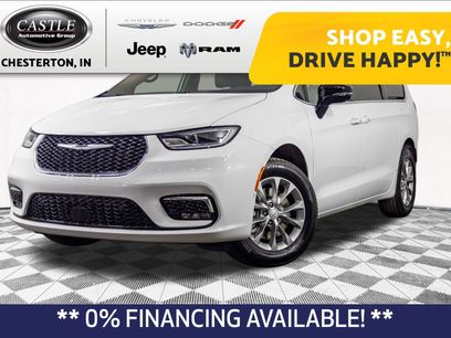 New 2026 Chrysler Pacifica Select