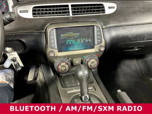 Used 2015 Chevrolet Camaro LT RWD image 9