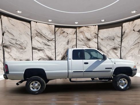 Used 2001 Dodge Ram 2500 Truck 4x4 Quad Cab image 4
