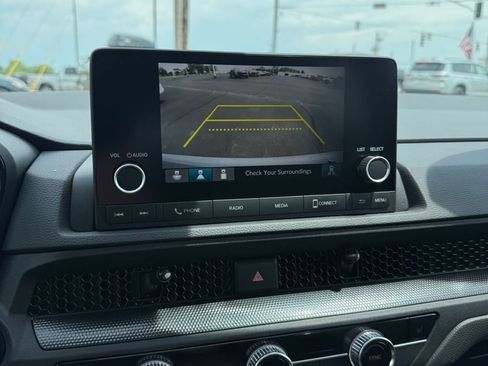Used 2025 Honda CR-V EX image 17