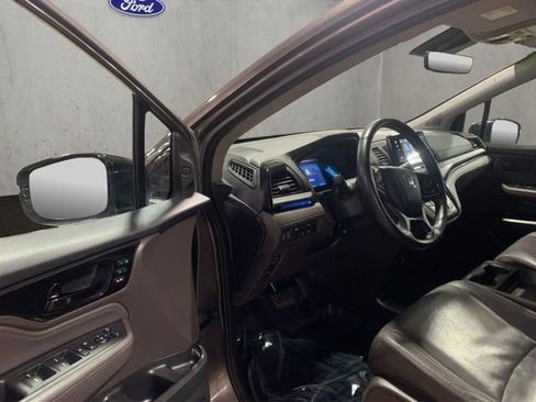 Used 2018 Honda Odyssey Elite image 18