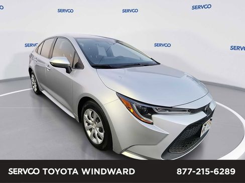 Used 2022 Toyota Corolla LE image 1