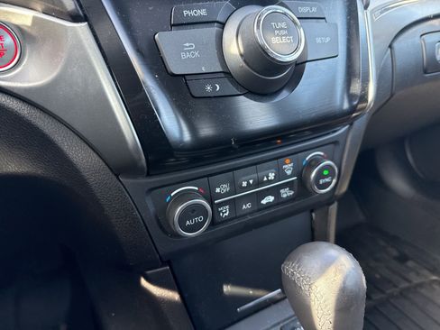 Used 2022 Acura ILX image 21