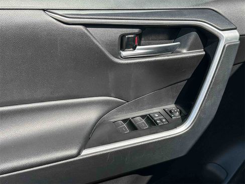 Certified 2025 Toyota RAV4 XLE image 16