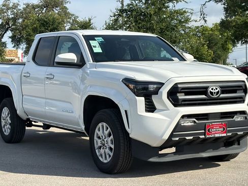 Certified 2024 Toyota Tacoma SR5 RWD image 3