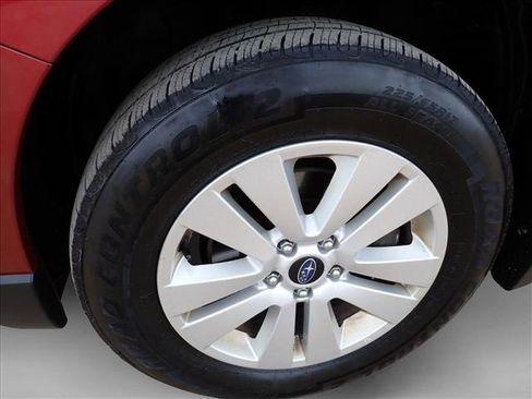 Used 2016 Subaru Outback 2.5i Premium image 7