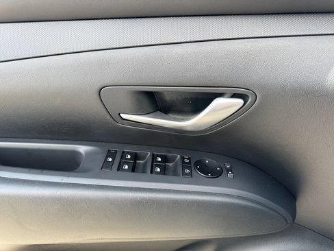 Used 2025 Hyundai Tucson SEL FWD image 20