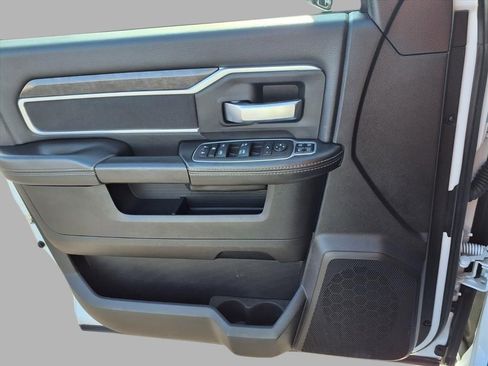 Used 2024 RAM 2500 Big Horn image 15