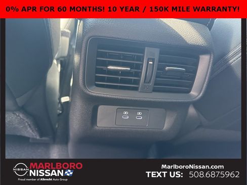 New 2025 Nissan Murano SL image 18