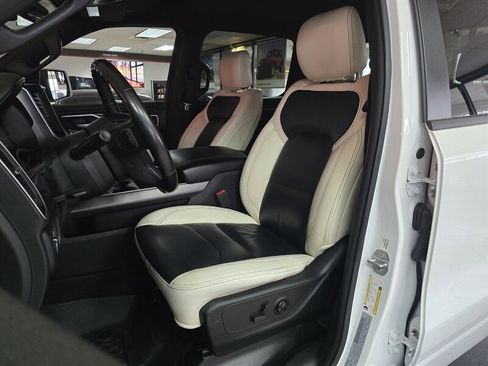 Used 2020 RAM 1500 Big Horn image 9