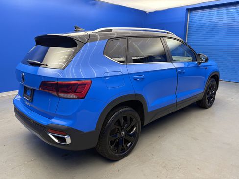 Used 2023 Volkswagen Taos SE image 7