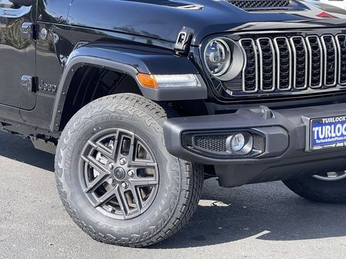 New 2026 Jeep Gladiator Sport AWD/4WD image 4