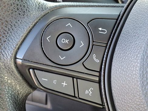 Certified 2021 Toyota RAV4 LE image 20