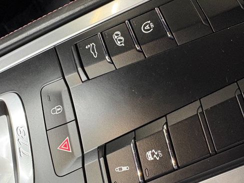 Used 2018 Porsche 718 Cayman GTS image 59