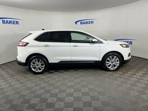 Used 2022 Ford Edge Titanium AWD/4WD image 10