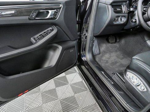 New 2026 Porsche Macan GTS AWD/4WD image 8