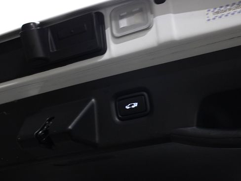 Used 2024 Hyundai Ioniq 5 Limited image 22