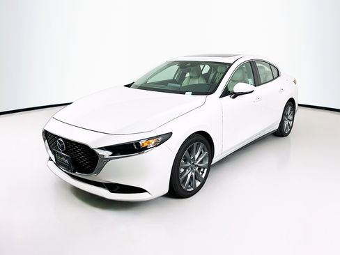 Used 2023 MAZDA MAZDA3 s image 3