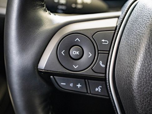 Used 2023 Toyota Venza Limited image 26