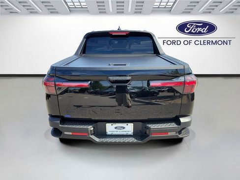 Used 2022 Hyundai Santa Cruz SEL w/ Activity Package FWD image 4
