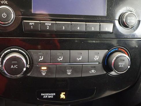 Used 2017 Nissan Rogue S w/ S Appearance Package image 19