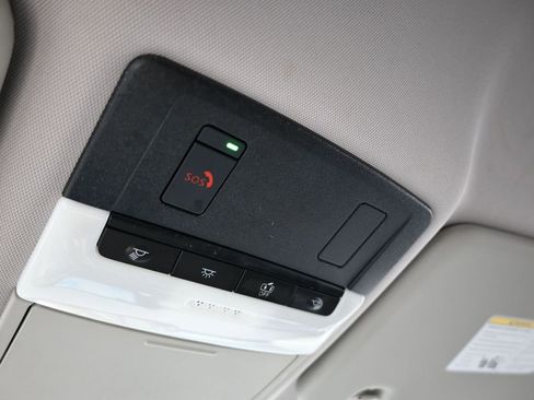 Used 2022 Mitsubishi Outlander SE image 17