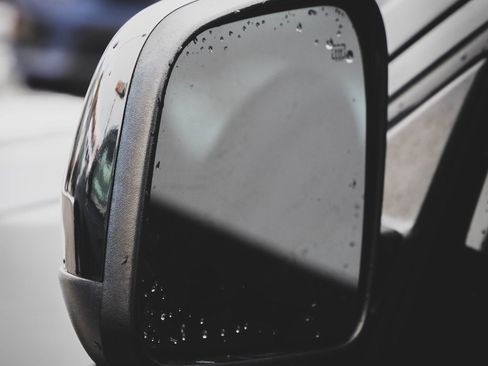 Used 2018 Jeep Grand Cherokee Altitude image 27