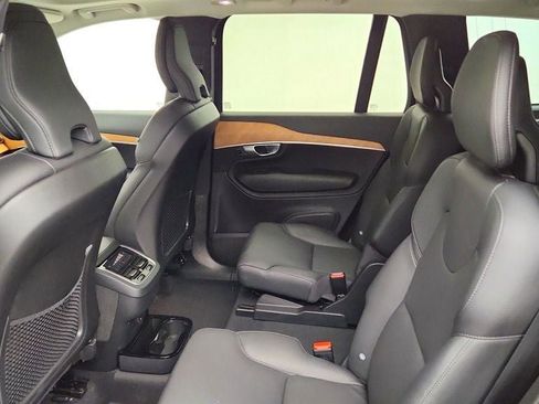 Used 2024 Volvo XC90 B6 Plus w/ Protection Package Premier AWD/4WD image 22