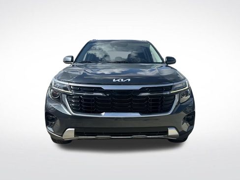 Used 2025 Kia Seltos S FWD image 3